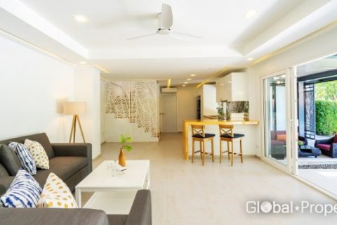 Casa de 4 dormitorios en Ko Chang, Tailandia № 100778 - foto 6