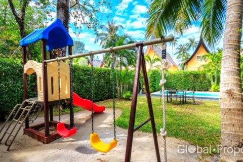 Casa de 4 dormitorios en Ko Chang, Tailandia № 100778 - foto 3