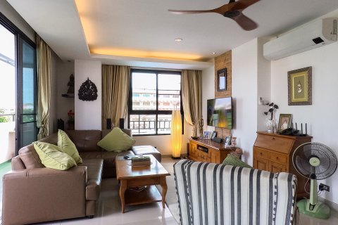 Wohnung in Pattaya, Thailand 383 Schlafzimmer № 130414 - Foto 4