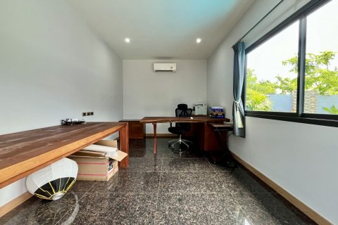 Casa de 3 dormitorios en Bang Lamung, Tailandia № 130213 - foto 23