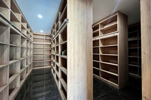 Casa de 3 dormitorios en Bang Lamung, Tailandia № 130213 - foto 9