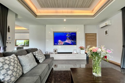 Casa de 3 dormitorios en Bang Lamung, Tailandia № 130213 - foto 20