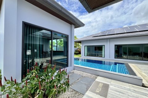 Casa de 3 dormitorios en Bang Lamung, Tailandia № 130213 - foto 22