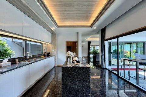 Casa de 3 dormitorios en Bang Lamung, Tailandia № 130213 - foto 15