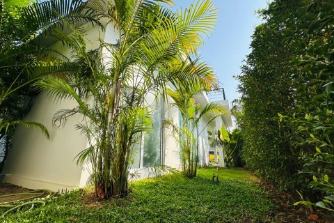 Haus in Chon Buri, Thailand 3 Schlafzimmer № 130217 - Foto 3