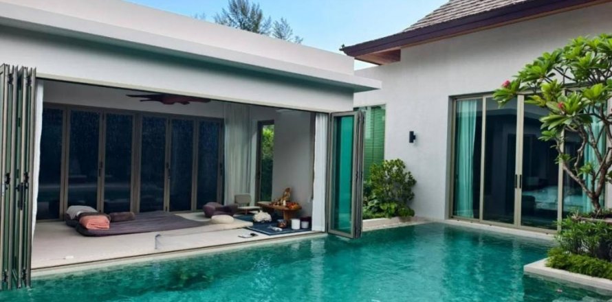 Chalet de 4 dormitorios en Phuket, Tailandia № 132735