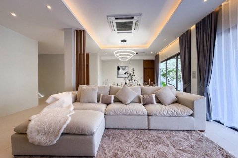 Chalet de 3 dormitorios en Phuket, Tailandia № 132736 - foto 4