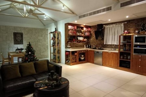 Chalet de 3 dormitorios en Surat Thani, Tailandia № 132730 - foto 6