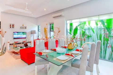 Casa de 2 dormitorios en Nai Harn Beach, Tailandia № 131069 - foto 4