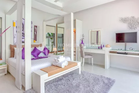 Casa de 2 dormitorios en Nai Harn Beach, Tailandia № 131069 - foto 13