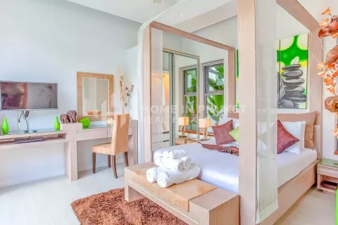 Casa de 2 dormitorios en Nai Harn Beach, Tailandia № 131069 - foto 9