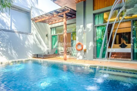 Casa de 2 dormitorios en Nai Harn Beach, Tailandia № 131072 - foto 18