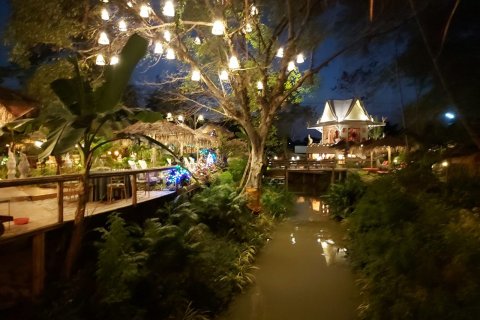 Casa de 9 dormitorios en Bang Sare, Tailandia № 107945 - foto 22