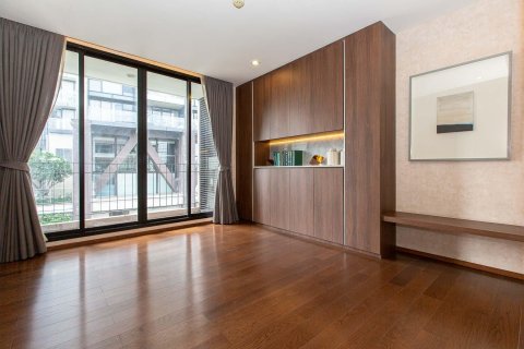 Condominio de 4 dormitorios en Bangkok, Tailandia № 83071 - foto 3