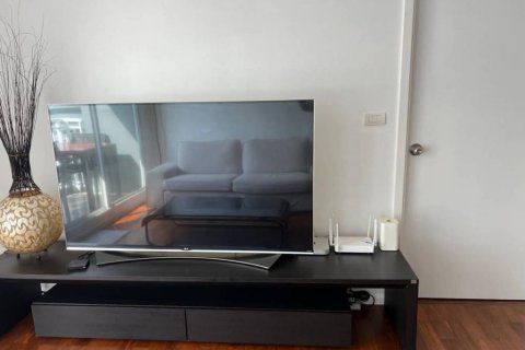 Condominio de 2 dormitorios en Khlong Toei, Bangkok, Tailandia № 132500 - foto 5