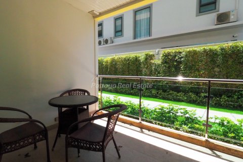 Condominio de 4 dormitorios en Pattaya, Tailandia № 104558 - foto 6