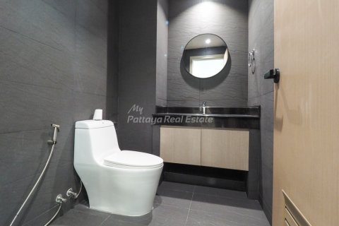 Condominio de 4 dormitorios en Pattaya, Tailandia № 104558 - foto 21