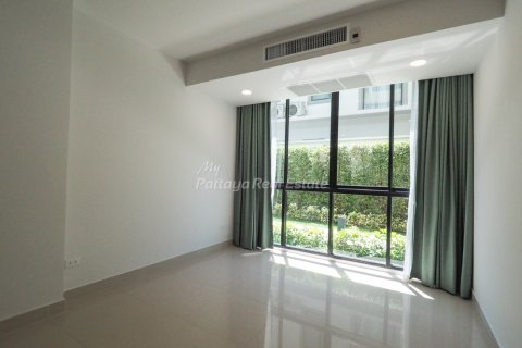 Condominio de 4 dormitorios en Pattaya, Tailandia № 104558 - foto 14