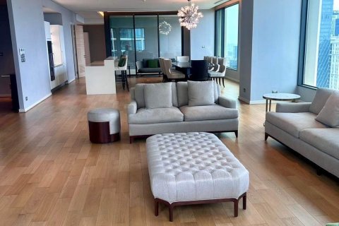 Condominio de 3 dormitorios en Bangkok, Tailandia № 143167 - foto 2