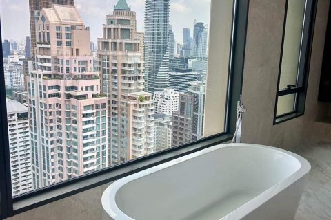 Condominio de 3 dormitorios en Bangkok, Tailandia № 143167 - foto 12