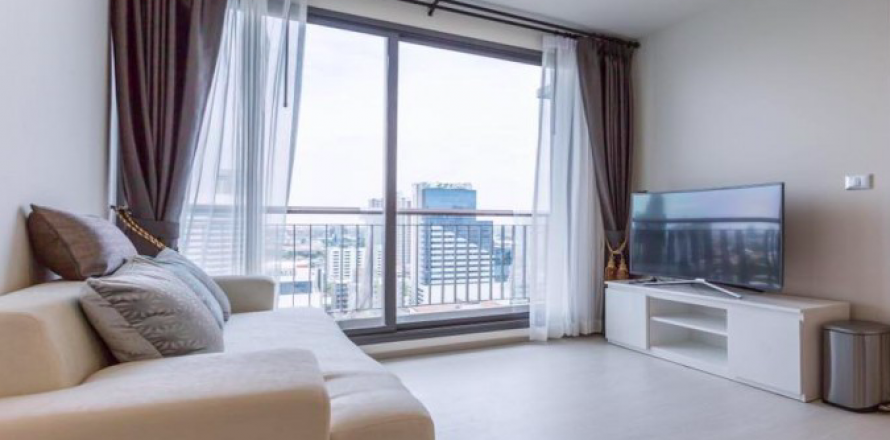 Condo à Bangkok, Thaïlande, 2 chambres à Rhythm Sukhumvit 42 № 78206