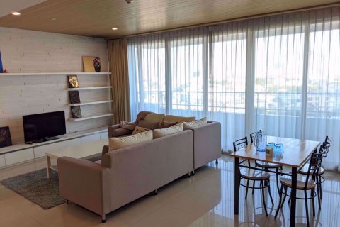 Condo in Khlong San, Bangkok, Thailand, 3 bedrooms № 77043 - photo 3