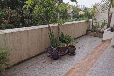 Dúplex de 2 dormitorios en Watthana, Bangkok, Tailandia № 77042 - foto 19