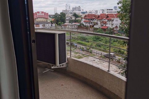 Dúplex de 2 dormitorios en Watthana, Bangkok, Tailandia № 77042 - foto 16