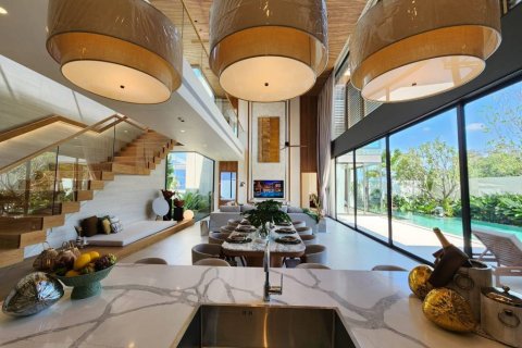 Chalet de 4 dormitorios en Phuket, Tailandia № 124430 - foto 3