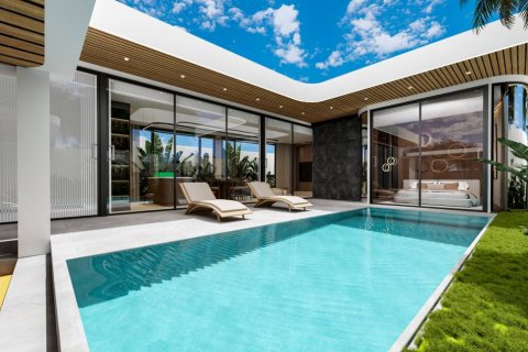 Villa in Phuket, Thailand 3 bedrooms № 124426