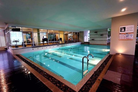 Condo à Watthana, Bangkok, Thaïlande, 2 chambres  № 76293 - photo 11