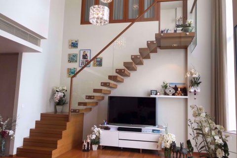 Dúplex de 1 dormitorio en Sathon, Bangkok, Tailandia № 76294 - foto 2