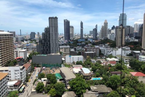 Dúplex de 1 dormitorio en Sathon, Bangkok, Tailandia № 76294 - foto 12