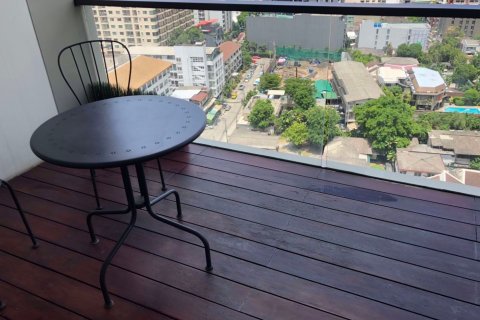 Dúplex de 1 dormitorio en Sathon, Bangkok, Tailandia № 76294 - foto 11