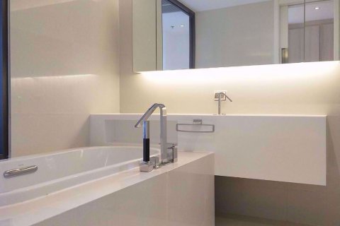 Condominio de 2 dormitorios en Watthana, Bangkok, Tailandia № 76437 - foto 6