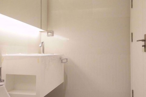 Condominio de 2 dormitorios en Watthana, Bangkok, Tailandia № 76437 - foto 9