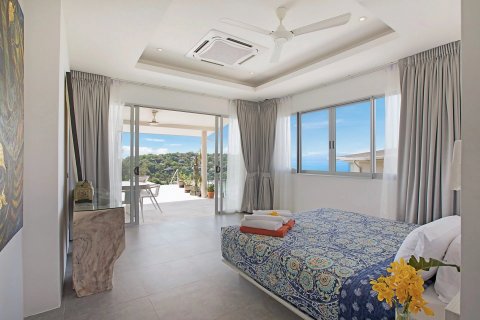 Casa de 4 dormitorios en Ko Samui, Tailandia № 107897 - foto 8