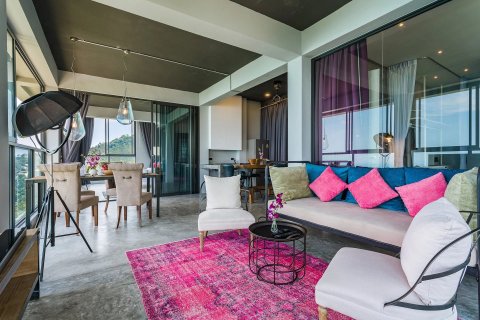 Casa de 6 dormitorios en Ko Samui, Tailandia № 107896 - foto 9