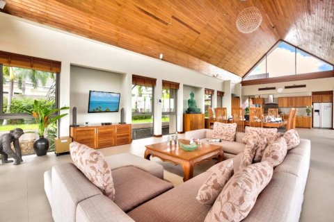 Casa de 5 dormitorios en Ko Samui, Tailandia № 107901 - foto 12