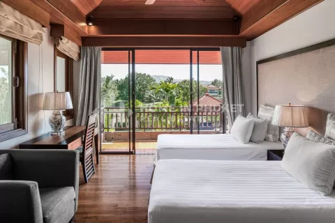 Casa de 4 dormitorios en Phuket, Tailandia № 130841 - foto 24