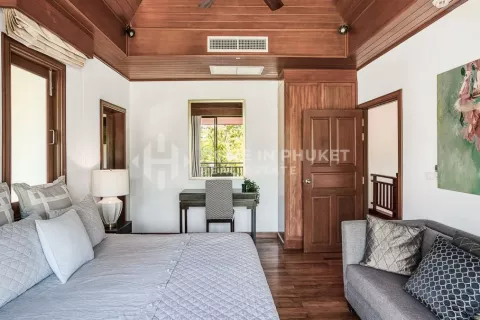 Casa de 4 dormitorios en Phuket, Tailandia № 130841 - foto 17