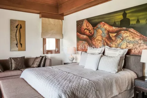 Casa de 4 dormitorios en Phuket, Tailandia № 130841 - foto 11