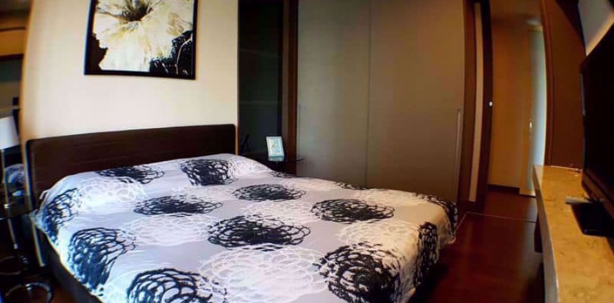 Condominio de 2 dormitorios en Khlong Toei, Bangkok, Tailandia № 77174