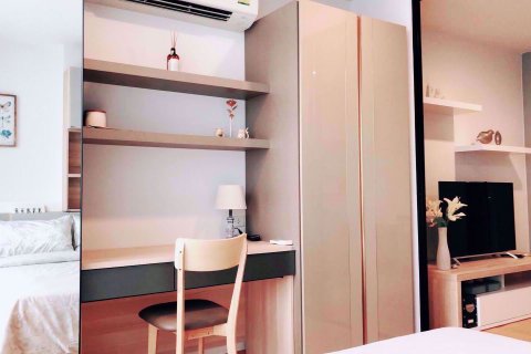 Condominio de 1 dormitorio en Bang Rak, Bangkok, Tailandia № 77169 - foto 6