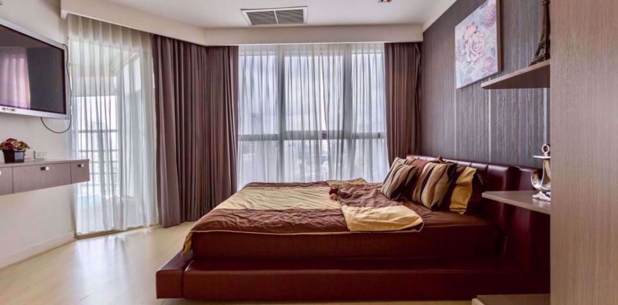 Condominio de 2 dormitorios en Khlong Toei, Bangkok, Tailandia № 77172