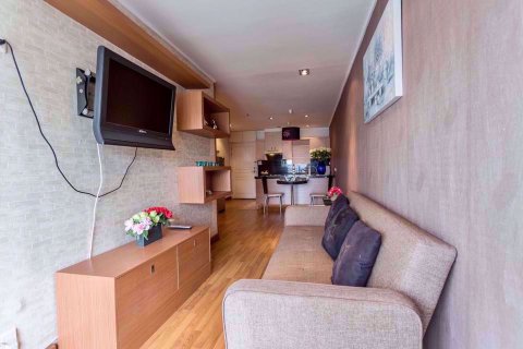Condominio de 2 dormitorios en Khlong Toei, Bangkok, Tailandia № 77172 - foto 14