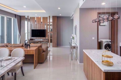 Condominio de 3 dormitorios en Bang Kho Laem, Bangkok, Tailandia № 77170 - foto 3