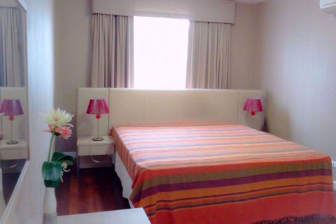Condominio de 2 dormitorios en Yan Nawa, Bangkok, Tailandia № 77168 - foto 10