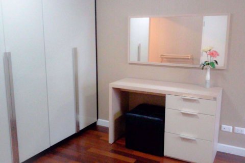 Condominio de 2 dormitorios en Yan Nawa, Bangkok, Tailandia № 77168 - foto 11
