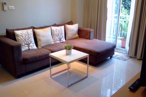 Condominio de 2 dormitorios en Yan Nawa, Bangkok, Tailandia № 77168 - foto 2